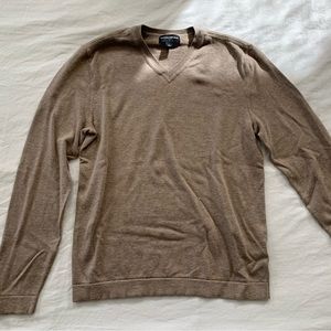Banana Republic Beige V-Neck Sweater S